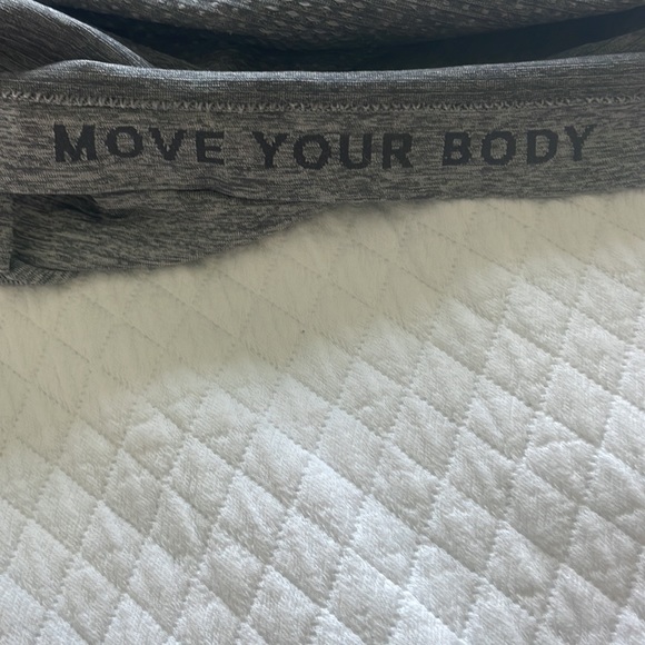 Swiftly Tech Long-Sleeve Shirt 2.0 in Slate/White - Picture 5 of 5